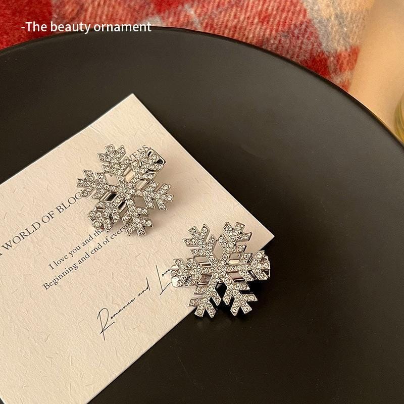 Cyrstal Snowflake Pearl Hair Clip Winter Girls Small Sweet Bobby Pins Women Fashion Retro Flower Hairside Headwear Accessories Hair Jewelry 6 Cyrstal Snowflake Pearl Hair Clip Winter Girls Small Sweet Bobby Pins Women Fashion Retro Flower Hairside Headwear Accessories Hair Jewelry - Image 4