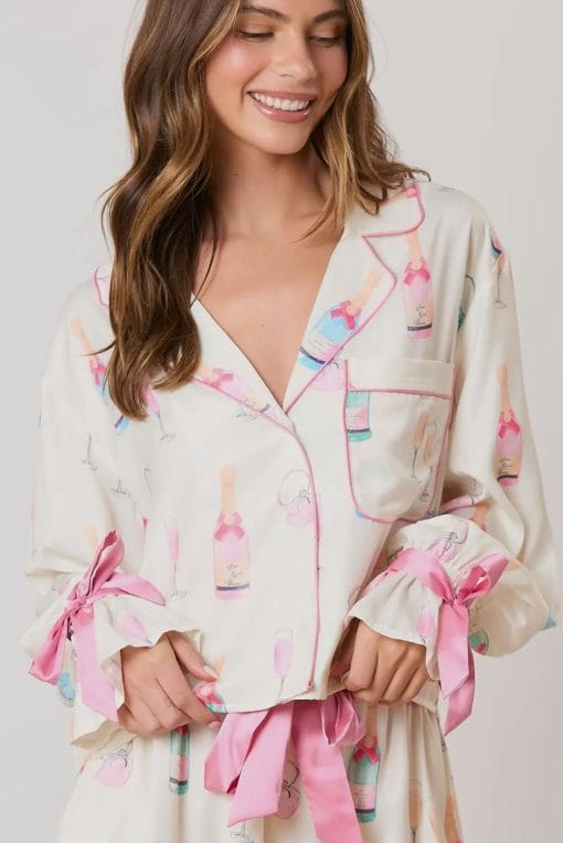 Women's Christmas Bow Long Sleeve Pajamas Shorts Suit - Image 2