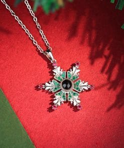 New Christmas Snowflake Necklace With Projection Design For Couples Christmas Gift Women's Clavicle Chain Jewelry 16 2773c599 8655 4649 8530 3ed16035f172